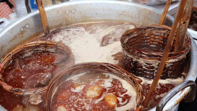 高铁20分钟！这座藏在成都边上的神仙小城，比乐山更好吃！