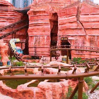 各类过山车带给你上天入地超刺激的体