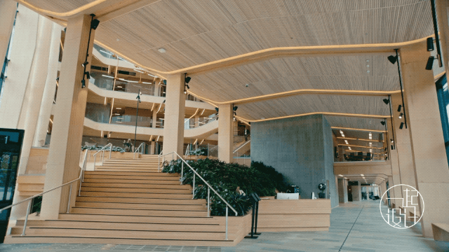 4.7�ڵ��ܲ���¥��һ���ֽû�У�ԭ��ľ�ṹ������ô����