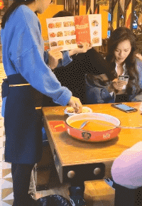 搞笑GIF:表演系毕业的吧,这是得有多少的耐心!-微信头条网 搞笑GIF:表演系毕业的吧,这是得有多少的耐心!