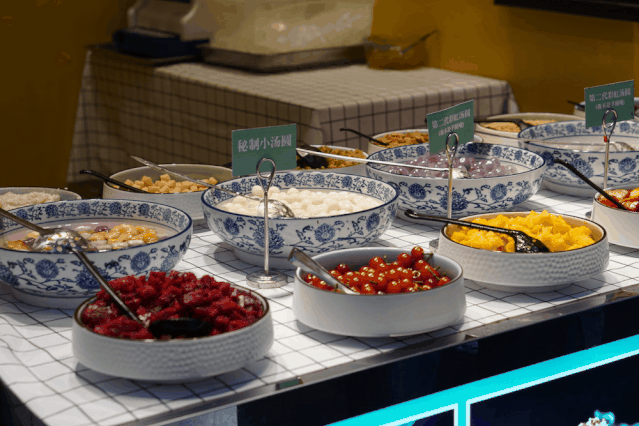 一组“夜间开心地图”请收好，邀你走进成都的良夜