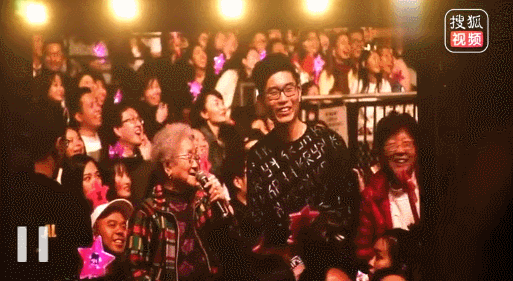 周杰伦PK蔡徐坤：真正的偶像没有黄昏