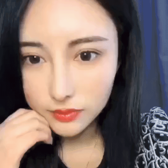 蘇熙專訪丨這個騎著豬跑的女孩，我真的頂不住了！
