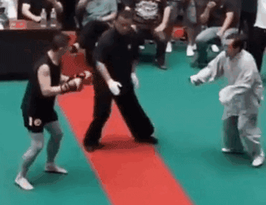 从“骗子”到当红老生，被KO后的马保国是如何爬上舆论神坛的？