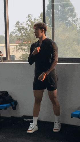 188cm成都健身男模，硬核腱子肉完美诠释的肌肉小狼狗