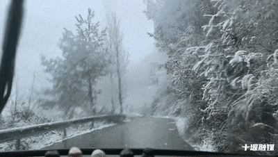 十堰雪“闪现”！今早飘雪下午转晴 暖冬模式一键切换