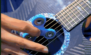 ipad充电到90显示不在充电_手机充电时关机好还是开机好_手机充电90%好还是100%好