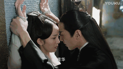 内涵美女gif动图：今天才发现，以前遇到的都是假按摩