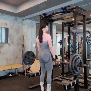 【美女】臀肌会跳舞的人气教练，谁看了不迷糊？（图） - 26