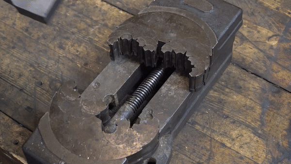 【分形虎钳】这个100年前的工具，绝对是天才设计！的图3