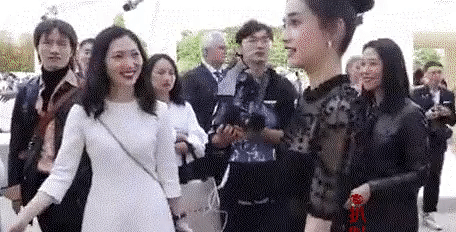 不再做资源咖的女明星 不再做资源咖的女明星