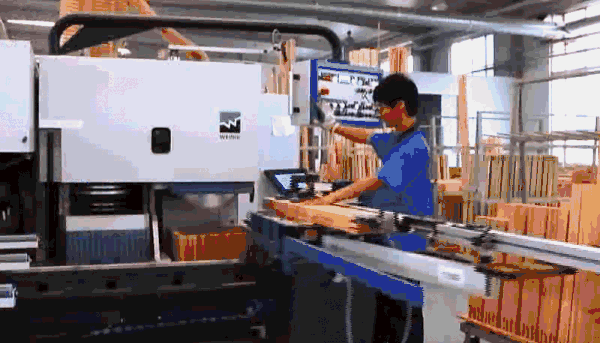 铝包木门窗为什么这么贵？是有原因的！