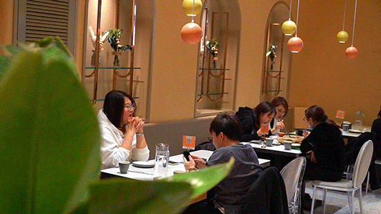 ����10�꣬��˽硰�컨�塱������ֿ��µ꣬����5�ۿ��ԣ�