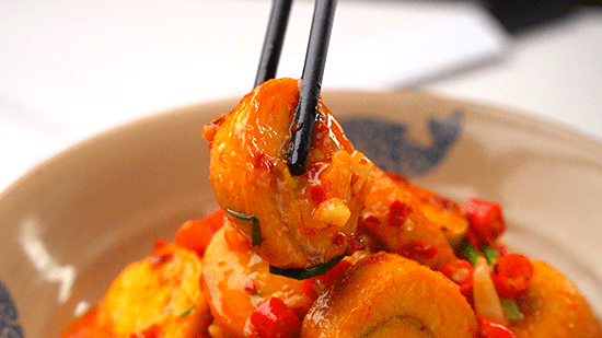 ����10�꣬��˽硰�컨�塱������ֿ��µ꣬����5�ۿ��ԣ�