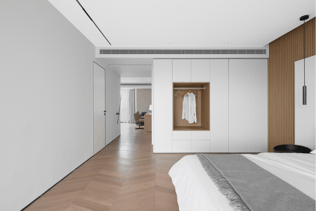 南昌阿鹤设计|200平湖景大宅洄游式布局把家当成美术馆艺术感满满