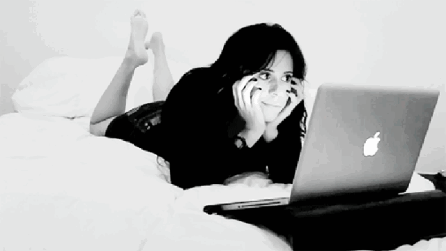 “你现在是谁？你正在变成谁？”