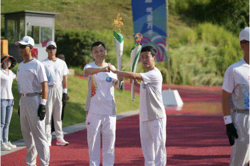 从一场火炬传递解码成都：擎起“竹梦”，千万人逐梦插图13