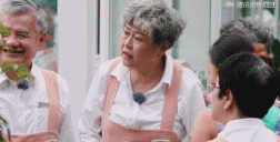 黄渤开了家“高分餐厅” 主角却是这五位“宝藏”老人