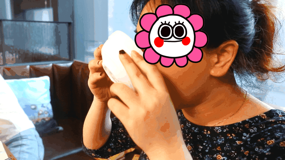 而且清汤及其鲜美, 喝完汤吃肉之前, 必须要给你们安利陈记顺河的调料