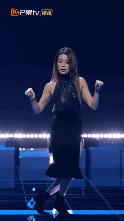她曾因长相丑被解约，如今登台《浪姐》惊艳了所有人