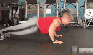 你在健身界是“残级”还是“神级”！只看一个动作！