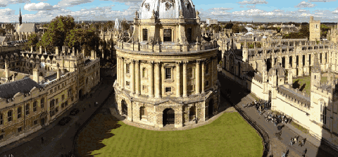 请让孩子自己“怂”一次