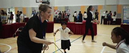 请让孩子自己“怂”一次