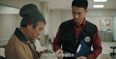 被狂喷、辱骂、投诉，同样是人，他们的命怎么就这么不值钱！