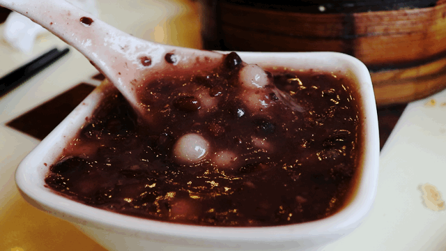 �����Ǹ��߸�˧���Լ�ȴ˵����������