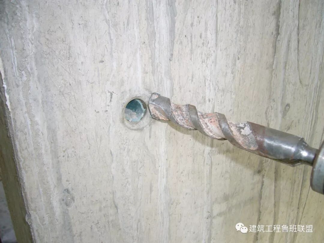 外墙螺杆洞如何封堵？的图2