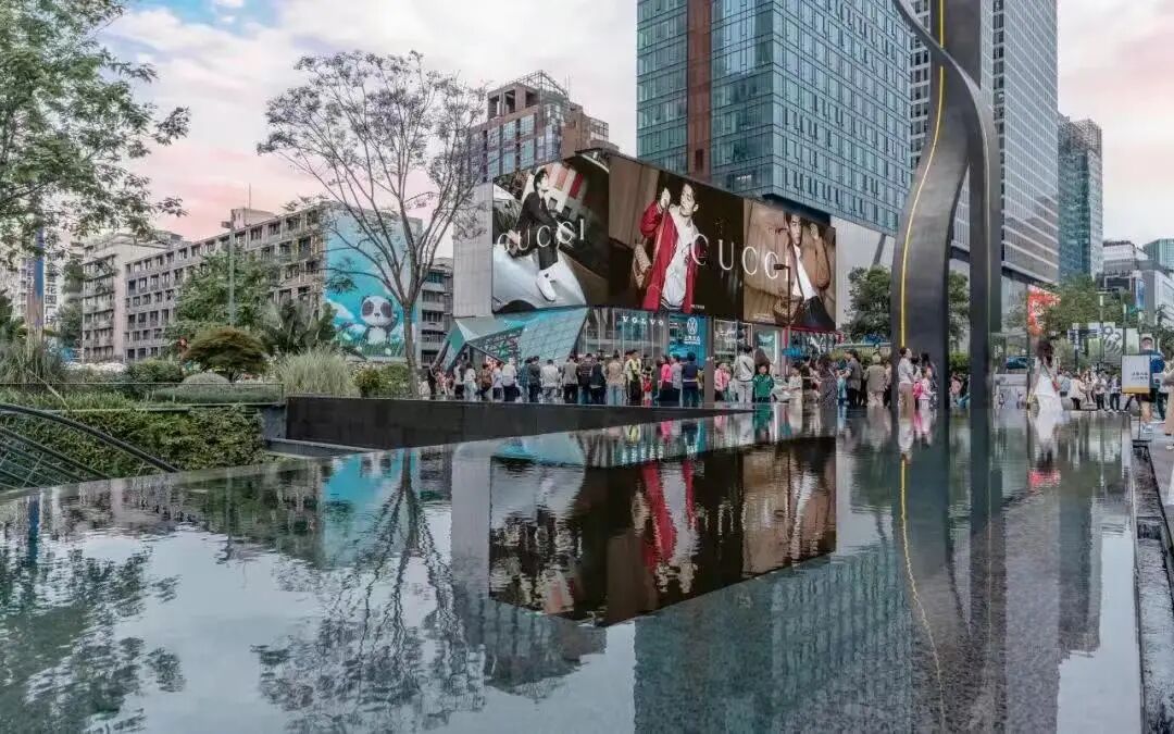 craed什么牌子销量大跳水!暴跌26%，又一奢侈品巨头跌落神坛，沦为奥莱打折品_https://www.jmylbn.com_新闻资讯_第19张