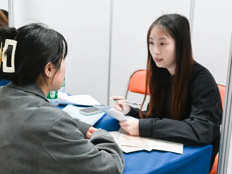 精准对接！我校医药类专场双选会成功举办！(图11)