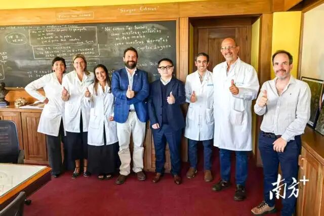 1  ͨѶԱ �ܷ��߹�ͼ ��ͼ