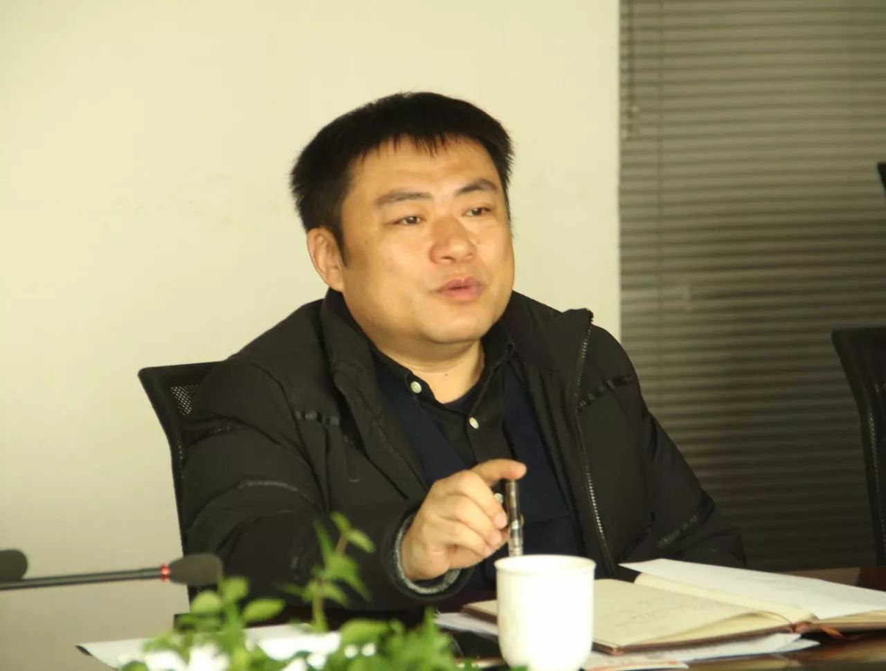 随后,陕文投集团副总经理徐晋详细讲解了集团在文化旅游和科技创新