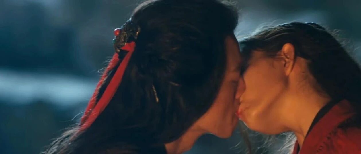 给国产编剧跪了，还有啥是他们不敢编的？