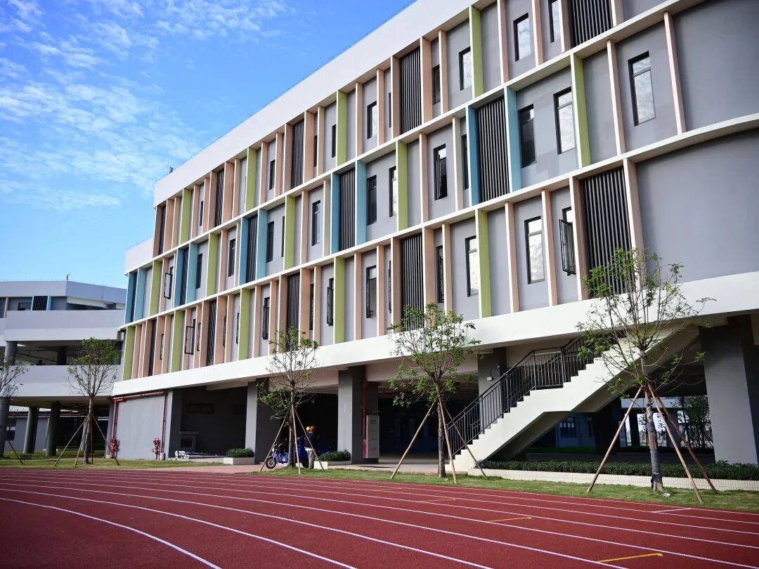 白云 | 云湖花城提前半年交付！千亿新城连甩劲爆利好~