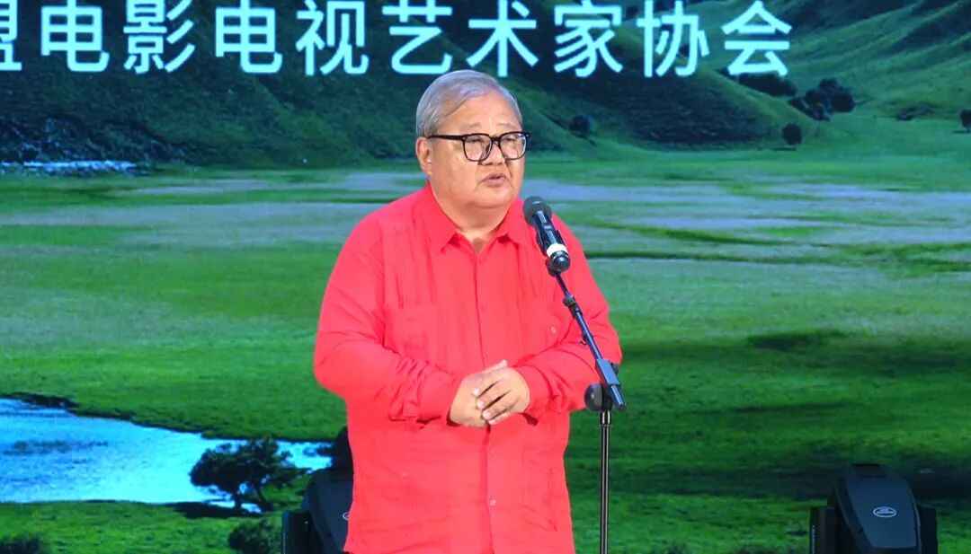 基层艺讯 | 当诗歌邂逅草原！2025“兴安诗会”在星光与绿意中浪漫启幕！ 第7张