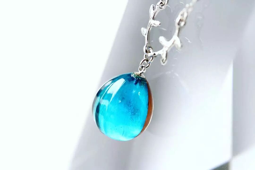 手艺好的人,就连一块碎玻璃也能做得如此精致