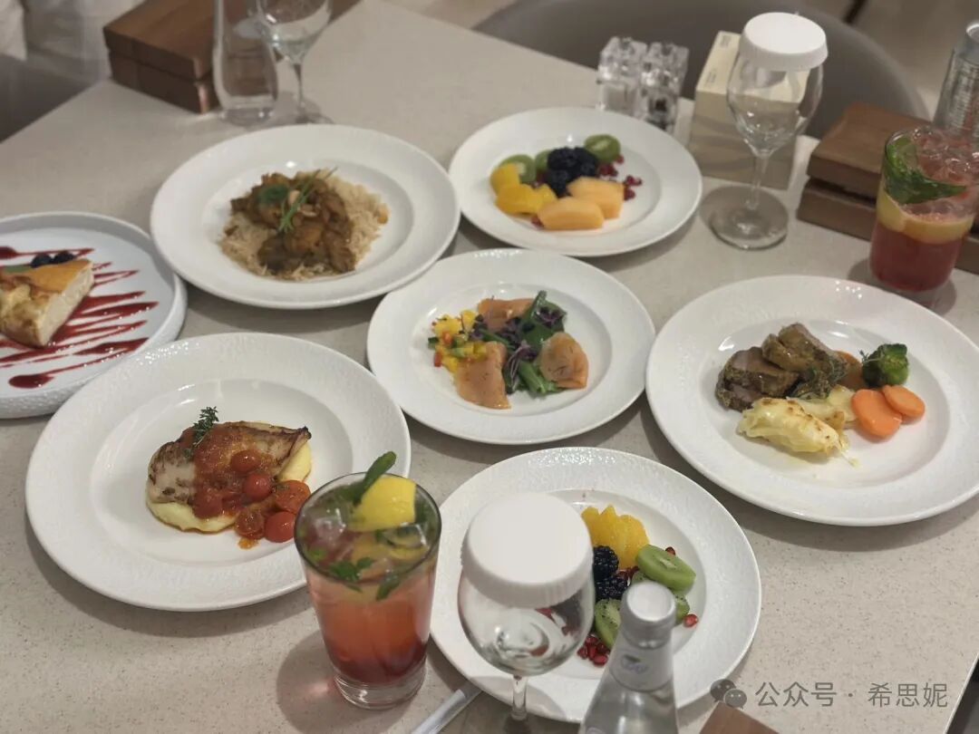 沙特航空头等舱吉达直飞洛杉矶16小时：升舱1300美金，餐食惊艳WiFi故障