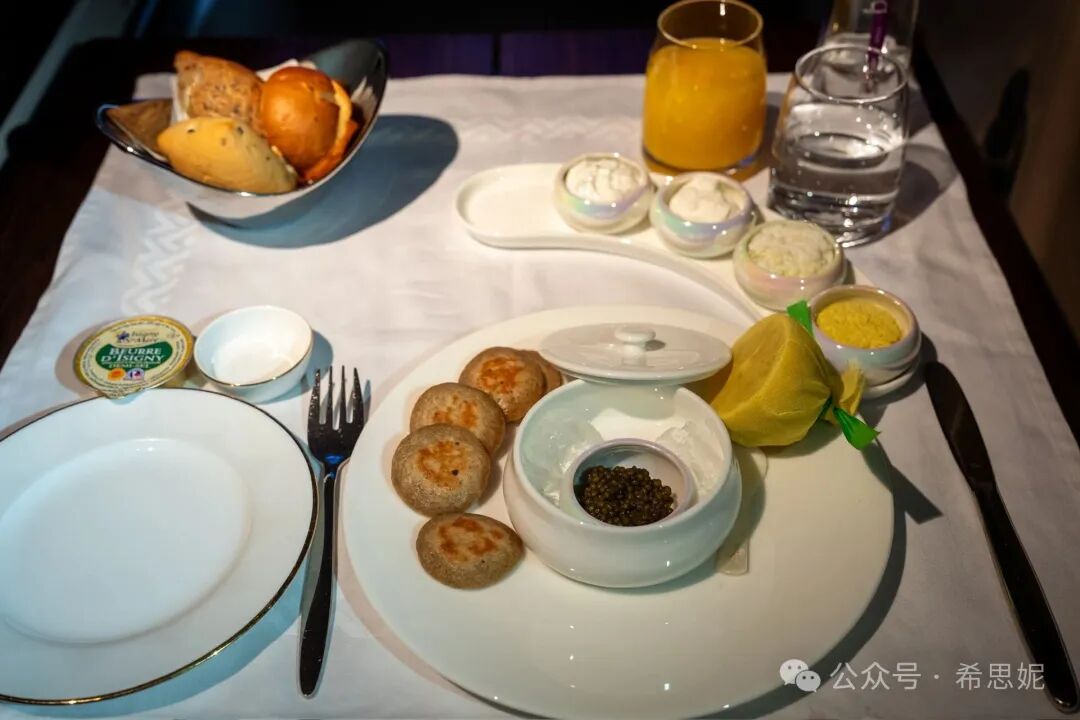 沙特航空头等舱吉达直飞洛杉矶16小时：升舱1300美金，餐食惊艳WiFi故障