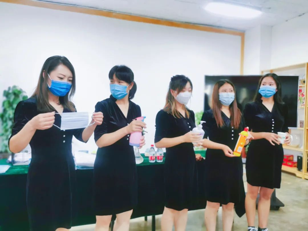 陈思思古筝艺校——学校疫情防控培训讲座