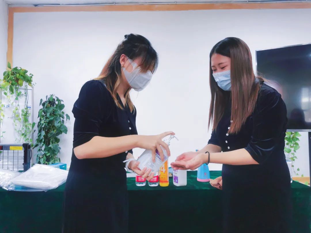 陈思思古筝艺校——学校疫情防控培训讲座