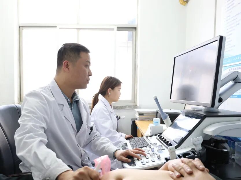 logiq e怎么读【如我在医】设备更新  服务升级——县医院引进GE LOGIQ E10s全身彩超_https://www.jmylbn.com_新闻资讯_第8张