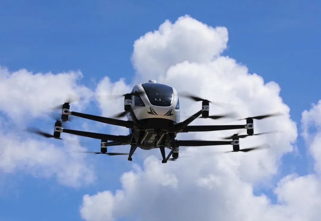 珠海打造全国首条海岛无人机公共物流航线 桂山岛海鲜半小时“飞”上市民餐桌.jpg