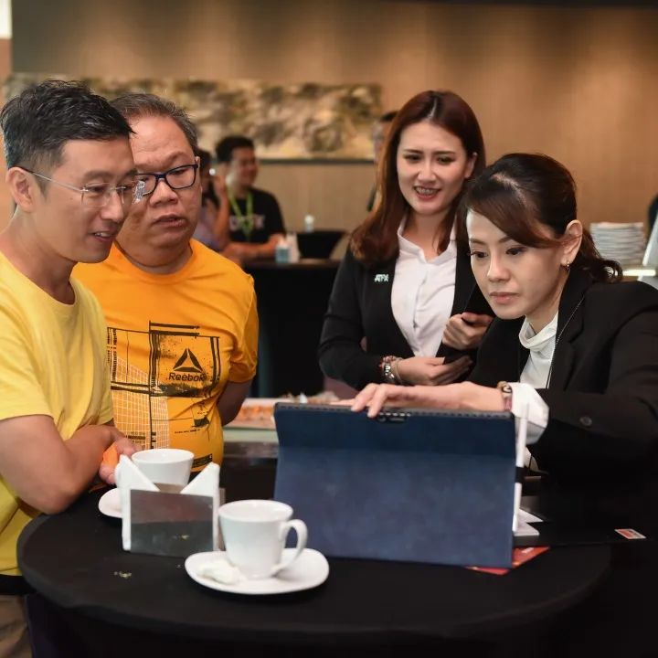 科技峰会海报_世界科技峰会_全球科技峰会