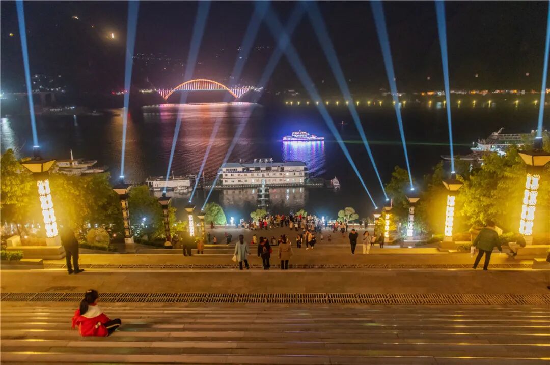 巫山"星光大道"刷屏了 - 重庆日报