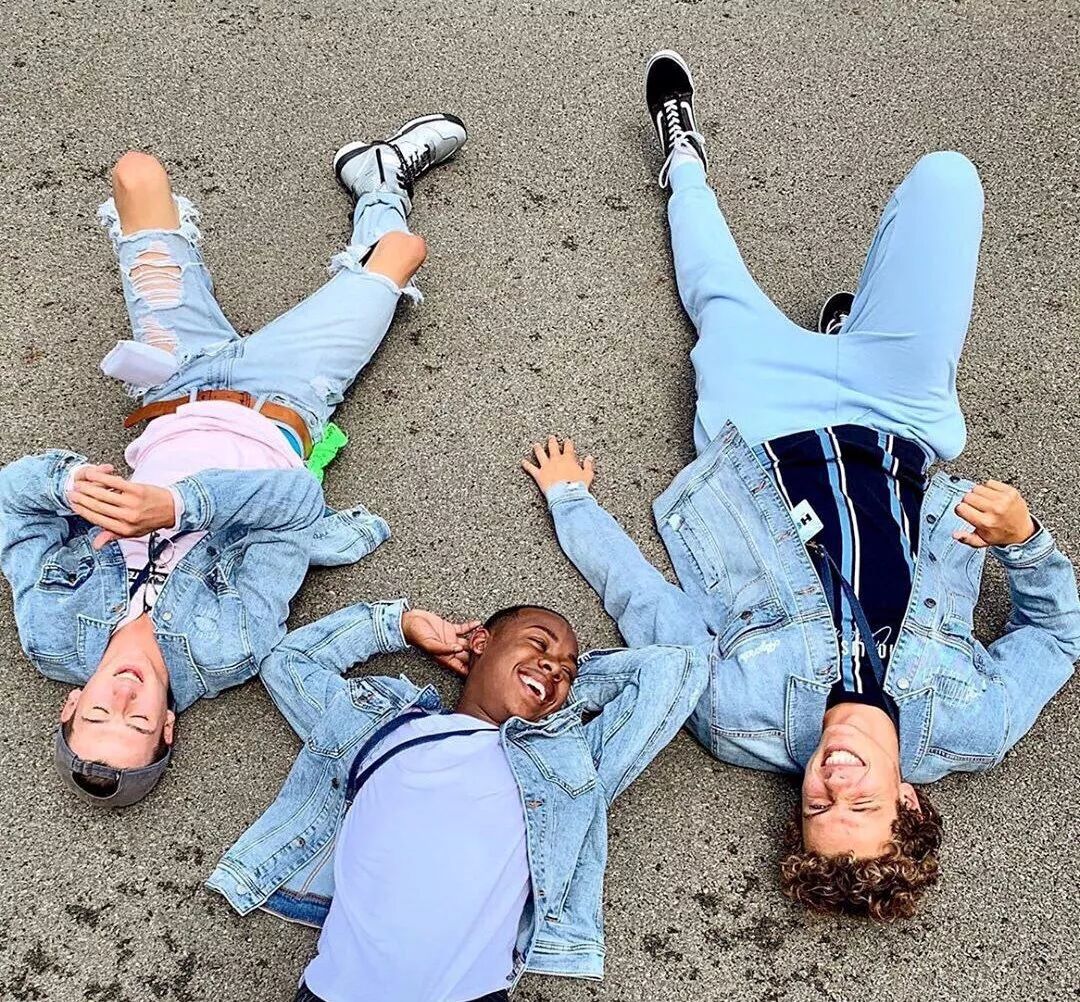 家居电线排名前十的品牌_家具线分类法结构图_a家家具属于几线品牌