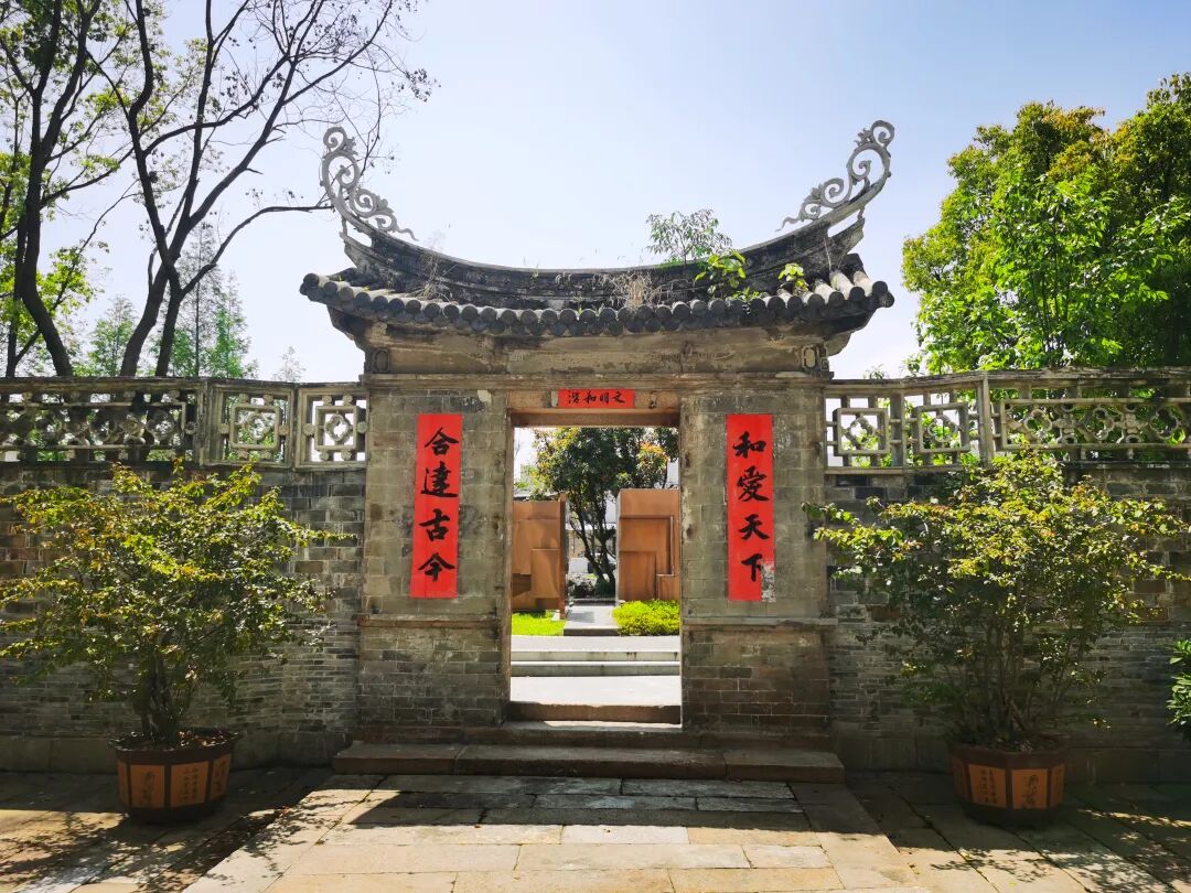 龙湾中学vr_龙湾中学录取分数线2022_龙湾中学