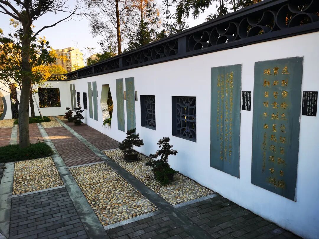 龙湾中学录取分数线2022_龙湾中学vr_龙湾中学