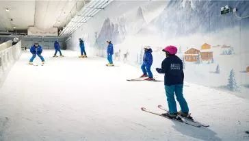 上海室内滑雪场_长沙室内滑雪_湛江有室内滑雪的地方